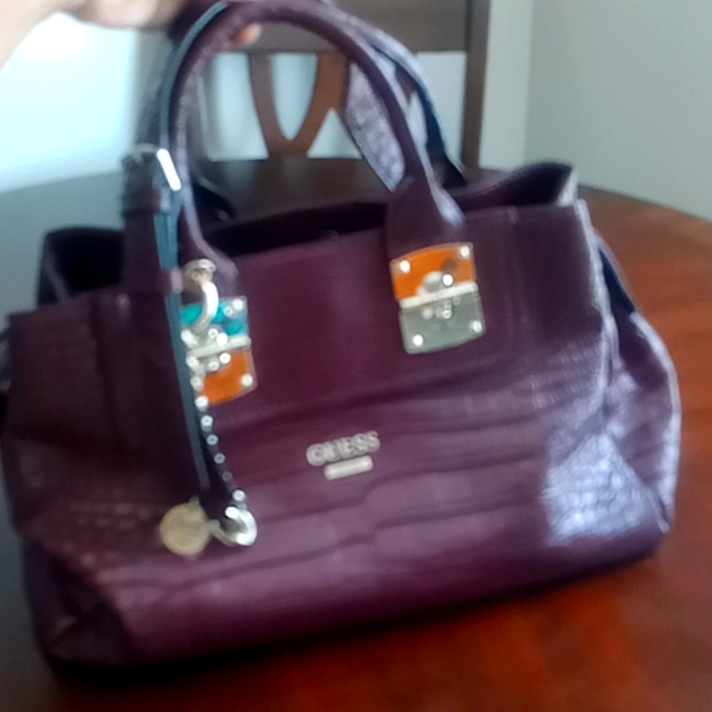 Vintage Guess satchel/organizer